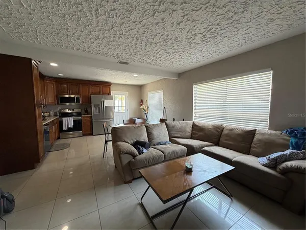 $4,950 | 2926 West St John Street, Tampa, FL 33607