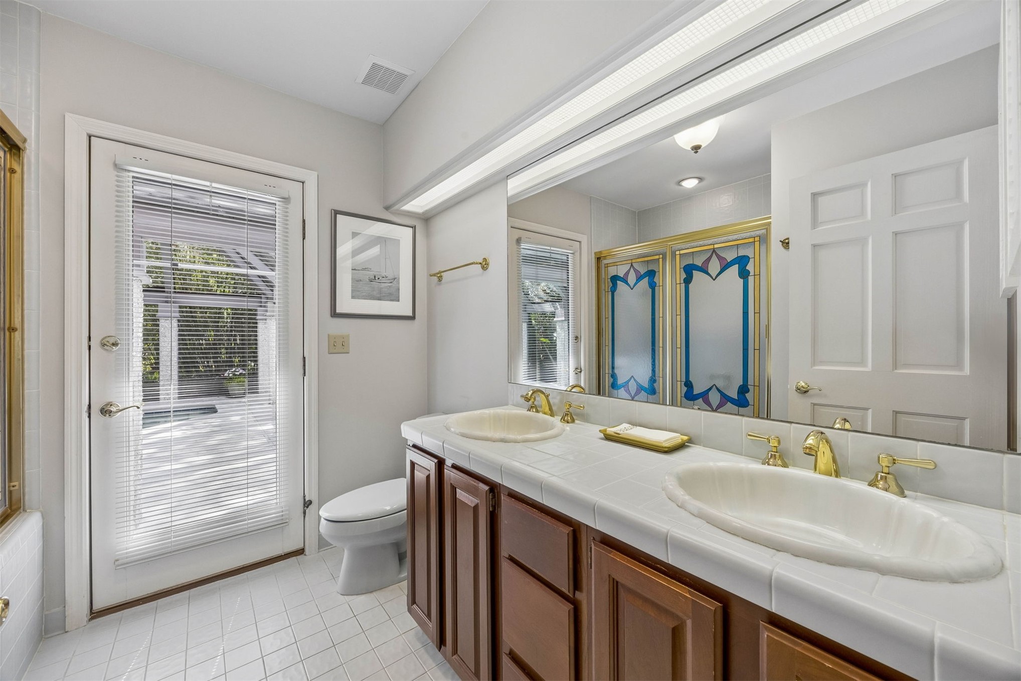 5 Red Cedar Road Fernandina Beach, FL 32034 - Photo 29 of 46 Guest Bathroom