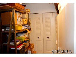 102 Falling Waters Road Hendersonville, NC 28792 - Photo 14 of 19 Gallery Image 14
