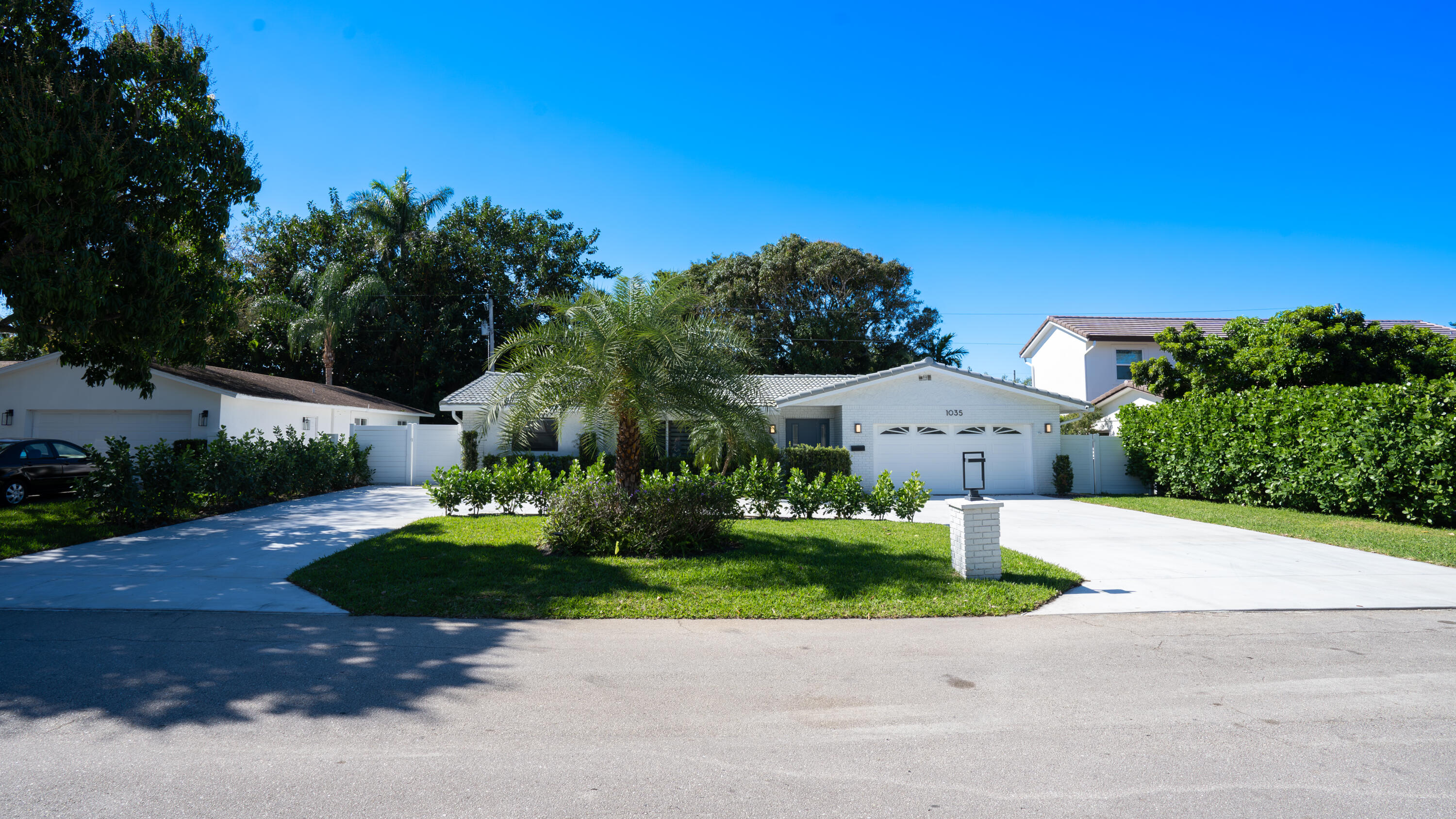 1035 Northwest 5th Avenue Boca Raton, FL 33432 - Photo 1 of 36 G's-2