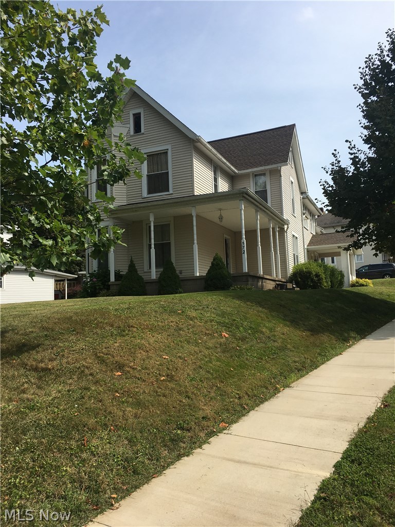 572 Cambridge Road Coshocton, OH 43812 - Photo 2 of 14 Gallery Image 2