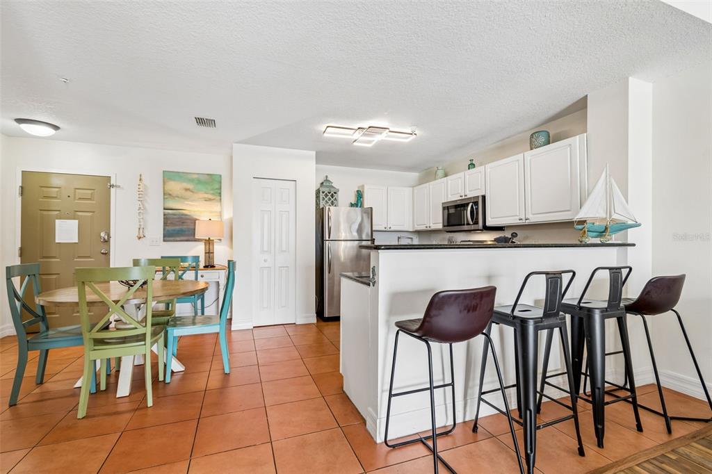 13235 Gulf Boulevard, Unit 603 St. Petersburg, FL 33708 - Photo 9 of 57