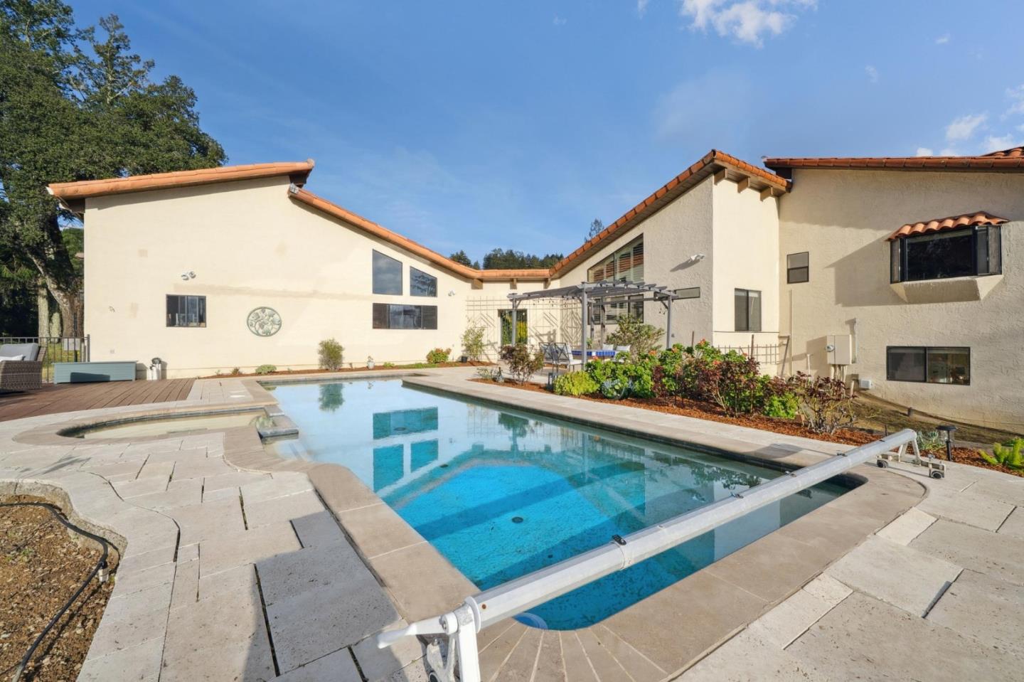 600 Ridge Top Road Los Gatos, CA 95033 - Photo 63 of 81 a view of a house with backyard and sitting area