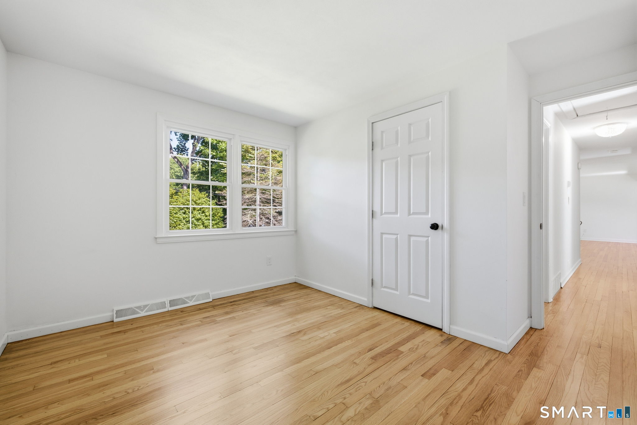 99 Cow Hill Road Clinton, CT 06413 - Photo 24 of 32 Gallery Image 24