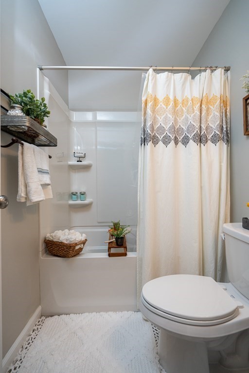 18 William Street West Springfield, MA 01089 - Photo 21 of 31 Gallery Image 21