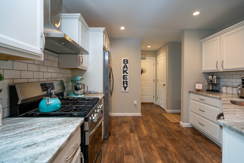 18 William Street West Springfield, MA 01089 - Photo 8 of 31 Gallery Image 8
