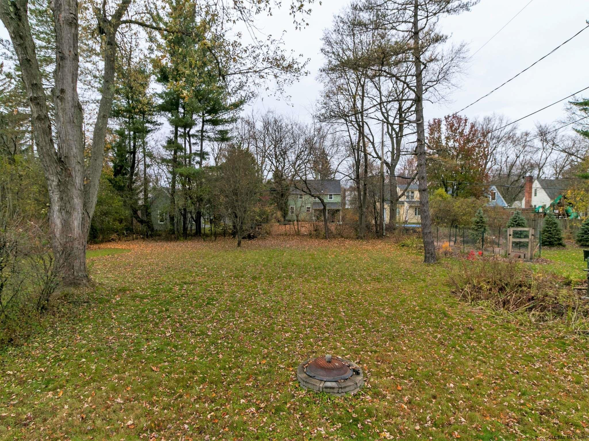 2013 Hoover Road Niskayuna, NY 12309 - Photo 24 of 27 Photo 24