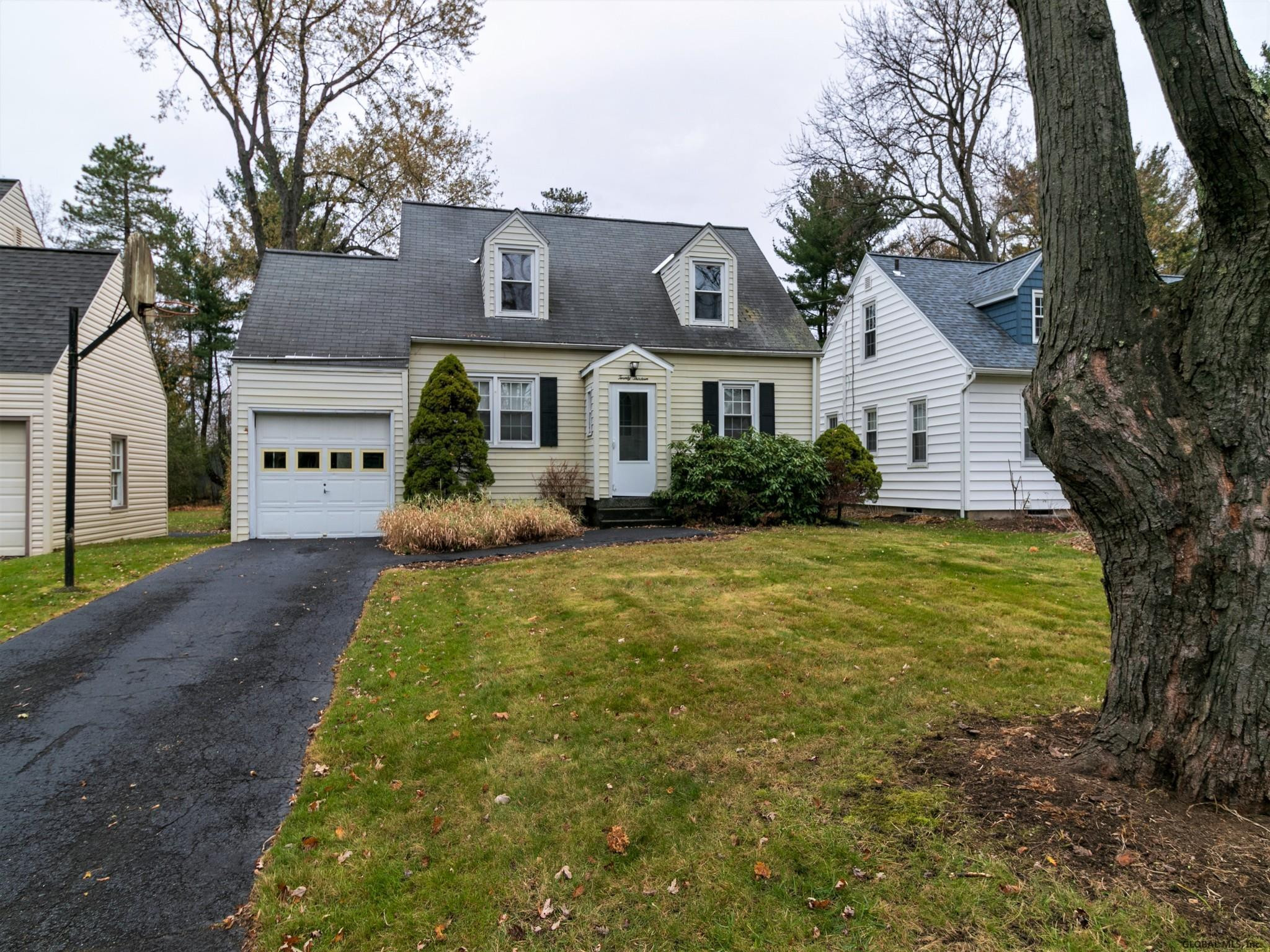 2013 Hoover Road Niskayuna, NY 12309 - Photo 27 of 27 Photo 27