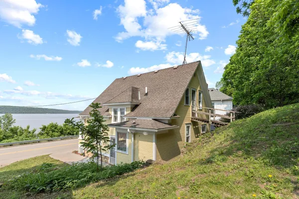 $235,000 | W3410 Highway 35, Maiden Rock, WI 54750