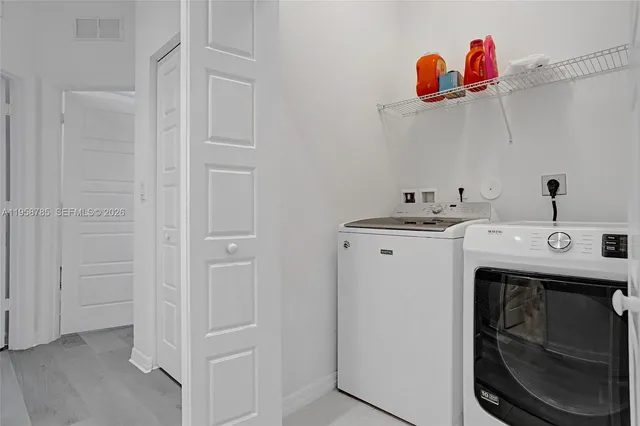 $4,400 | 650 Northeast 193rd Terrace, Unit 650, Miami, FL 33179