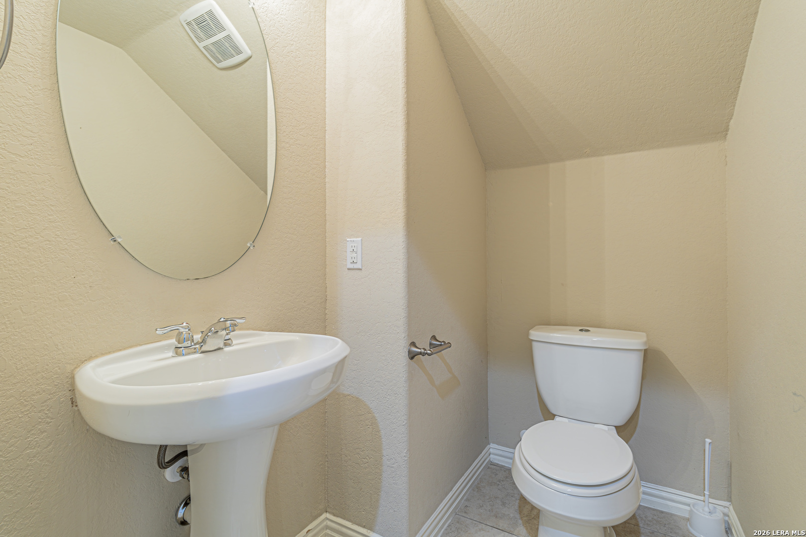 216 Campfire Way Cibolo, TX 78108 - Photo 17 of 32