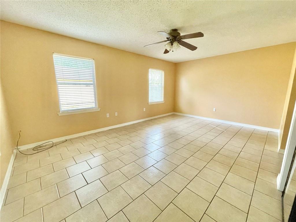 1528 Hunters Point Road Slidell, LA 70460 - Photo 9 of 17 Gallery Image 9