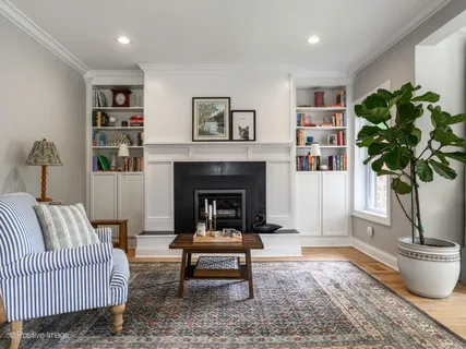 $850,000 | 5002 North Central Park Avenue, Chicago, IL 60625