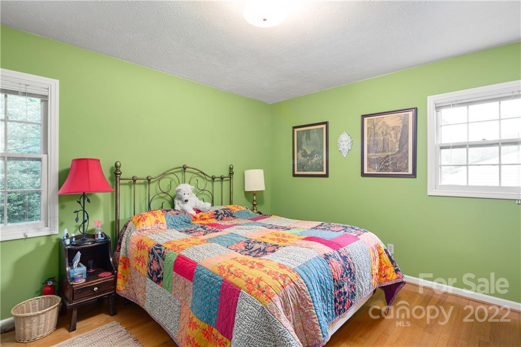 13 Hillview Road Asheville, NC 28805 - Photo 13 of 20 Gallery Image 13