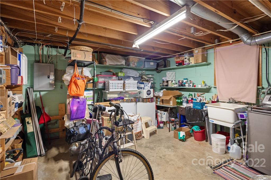 13 Hillview Road Asheville, NC 28805 - Photo 20 of 20 Gallery Image 20