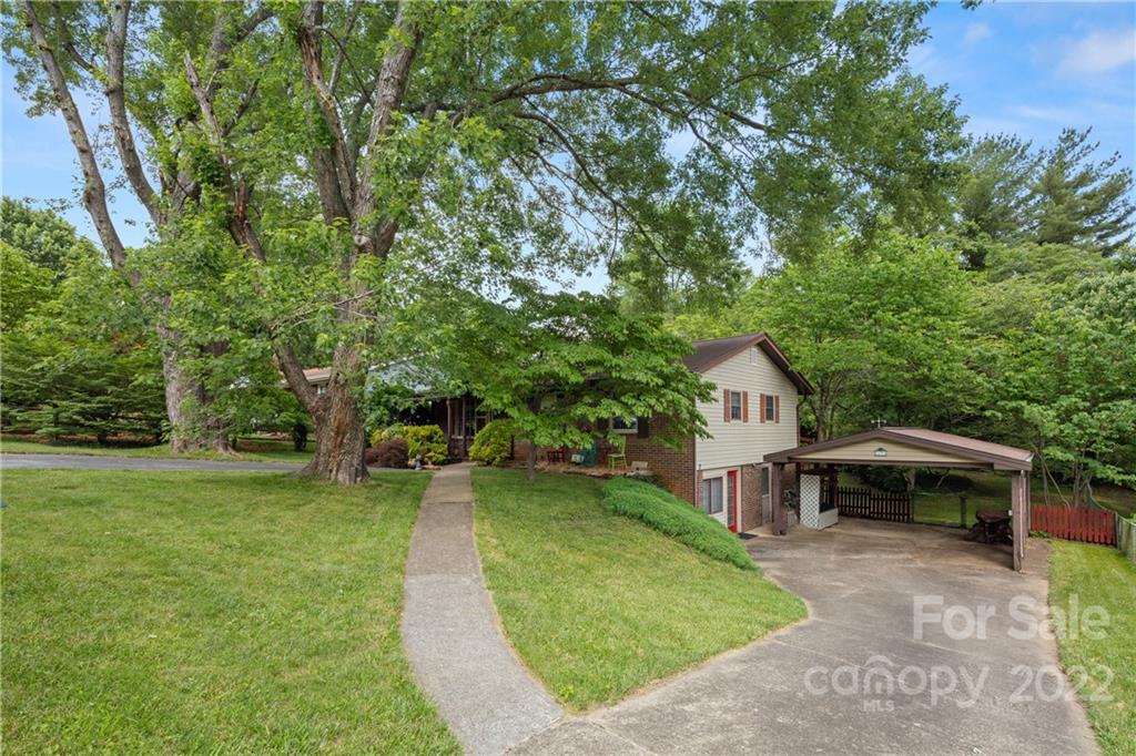13 Hillview Road Asheville, NC 28805 - Photo 2 of 20 Gallery Image 2