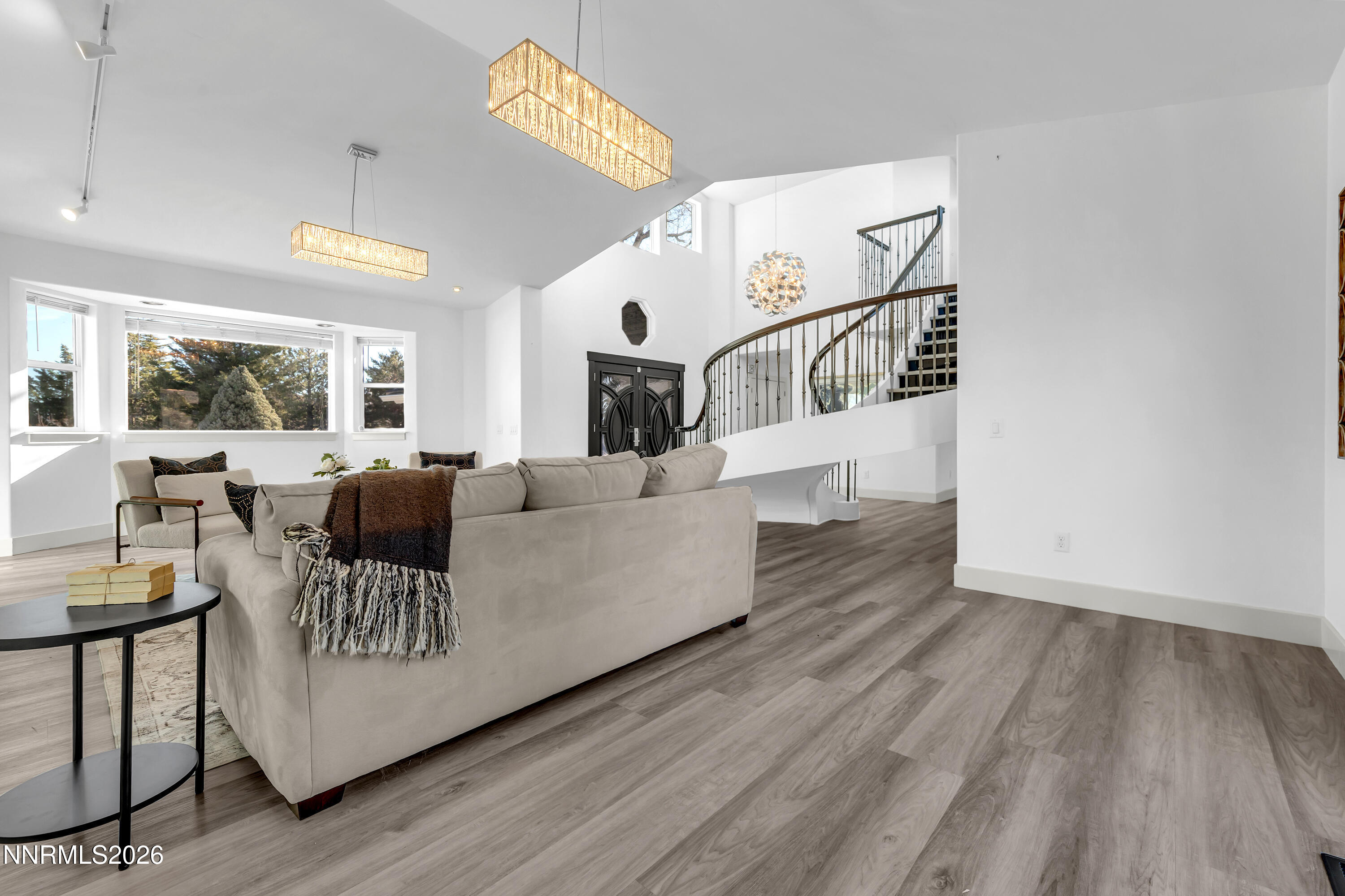 3475 Meridian Lane Reno, NV 89509 - Photo 13 of 46 Living area 3 with windows