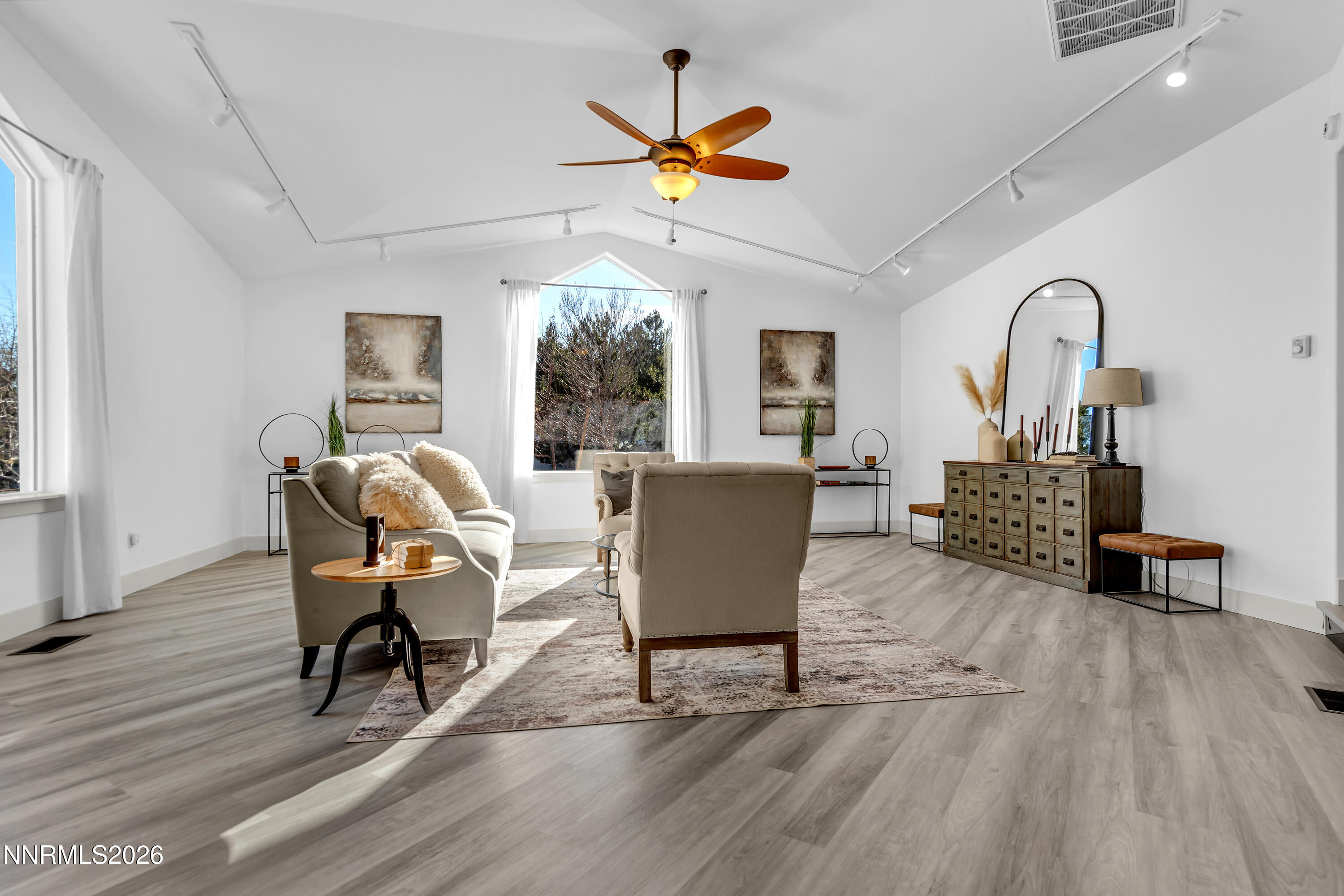 3475 Meridian Lane Reno, NV 89509 - Photo 25 of 46 Family room