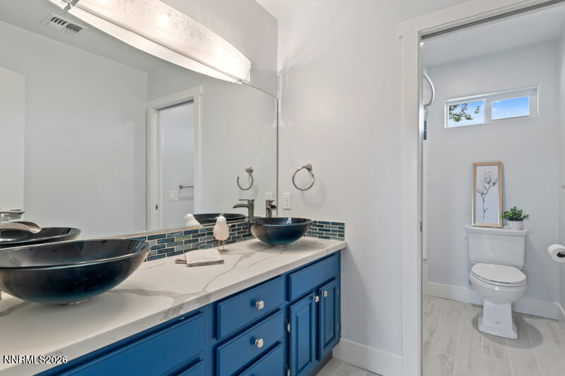 3475 Meridian Lane Reno, NV 89509 - Photo 31 of 46 Bathroom 2 vanity