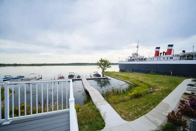 $389,100 | 143 Joslin Cove Drive, Manistee, MI 49660