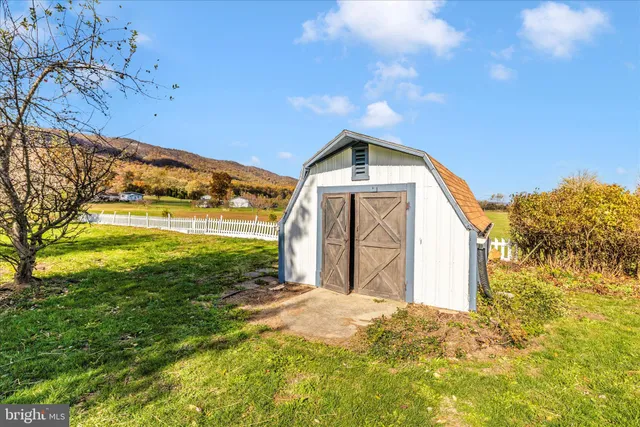 $284,000 | 7732 Nevin Road, Mercersburg, PA 17236