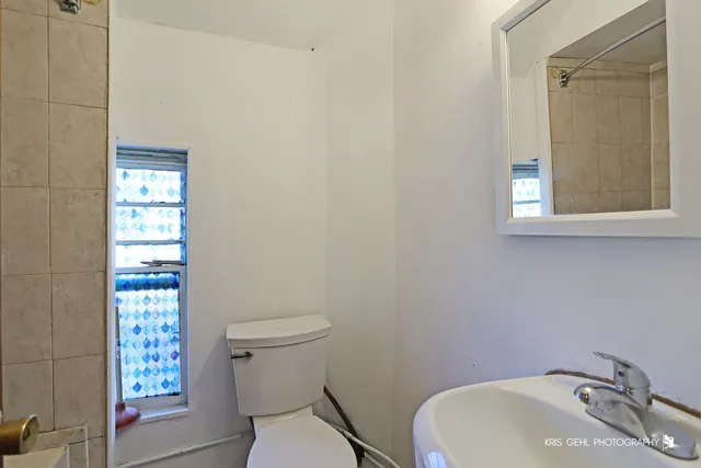 $230,000 | 428 North Poplar Street, Waukegan, IL 60085