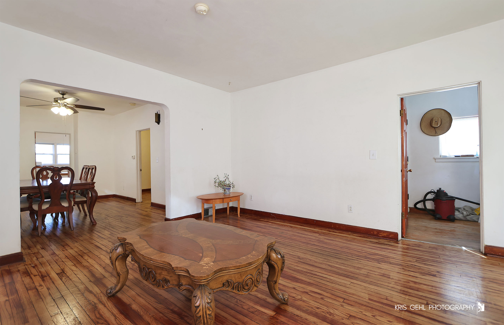 428 North Poplar Street Waukegan, IL 60085 - Photo 3 of 22 a view of a room with wooden floor