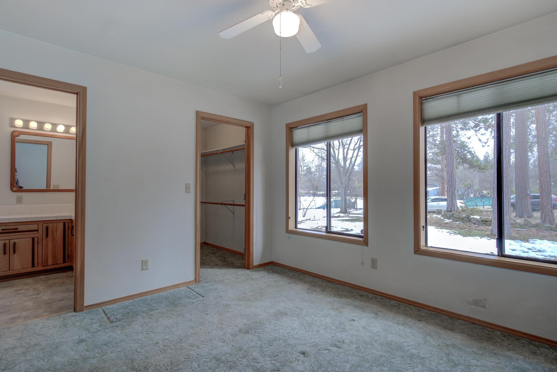 237 Hammond Road Yreka, CA 96097 - Photo 17 of 42 Gallery Image 17