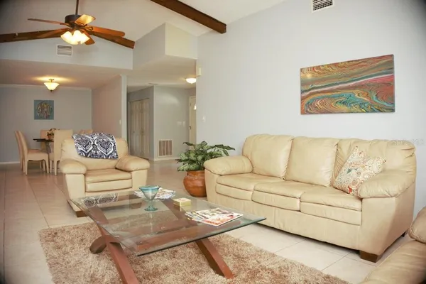 $3,400 | 3139 Carlos Drive, Dunedin, FL 34698