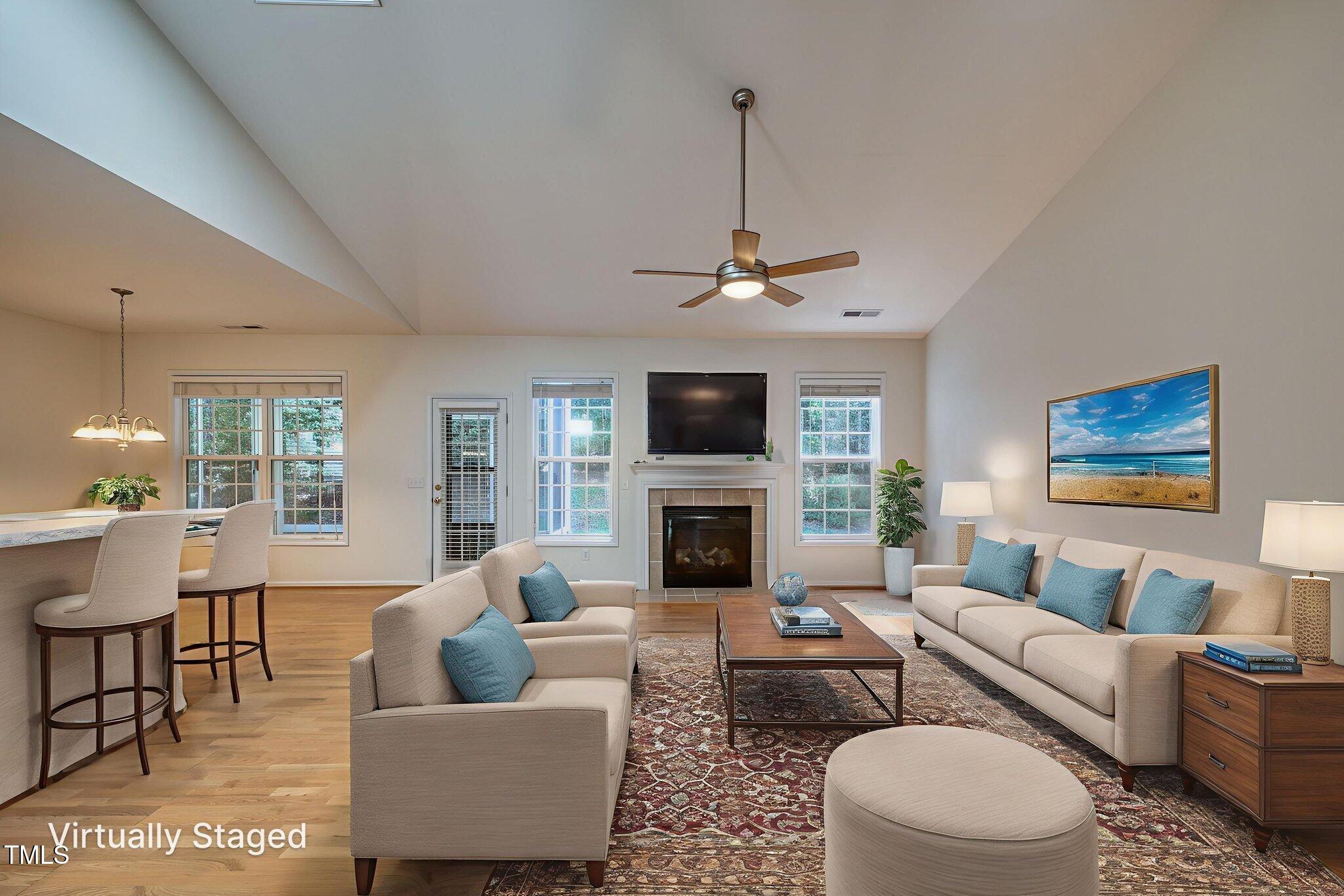 2304 Folger St -2