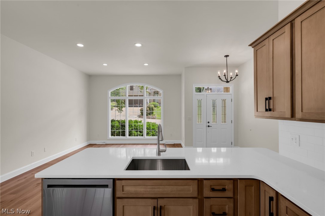 623 Bridgeview Avenue Chester, WV 26034 - Photo 11 of 47 Eat-in kitchen
