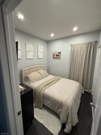 $1,800 | 124 Keen Street, Unit 2, Paterson, NJ 07524