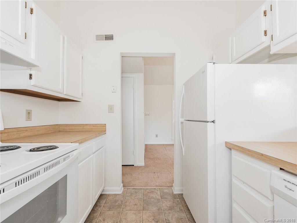 6414 Pineburr Road Charlotte, NC 28211 - Photo 14 of 25