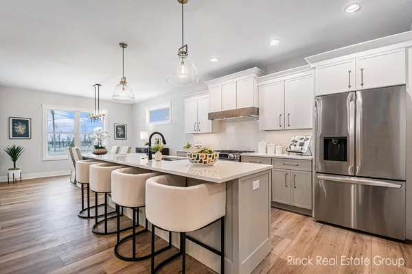 $708,490 | 3370 Ravinewood Court, Unit 19, Jenison, MI 49428