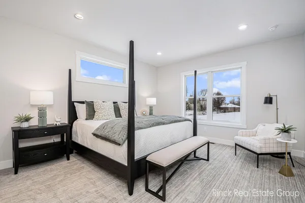 $708,490 | 3370 Ravinewood Court, Unit 19, Jenison, MI 49428