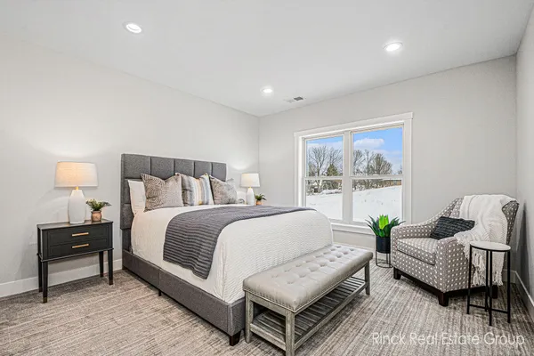 $708,490 | 3370 Ravinewood Court, Unit 19, Jenison, MI 49428