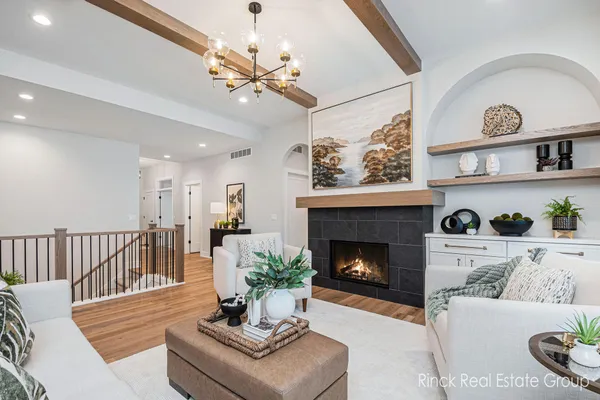 $708,490 | 3370 Ravinewood Court, Unit 19, Jenison, MI 49428