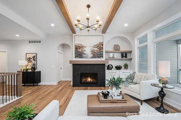 $708,490 | 3370 Ravinewood Court, Unit 19, Jenison, MI 49428