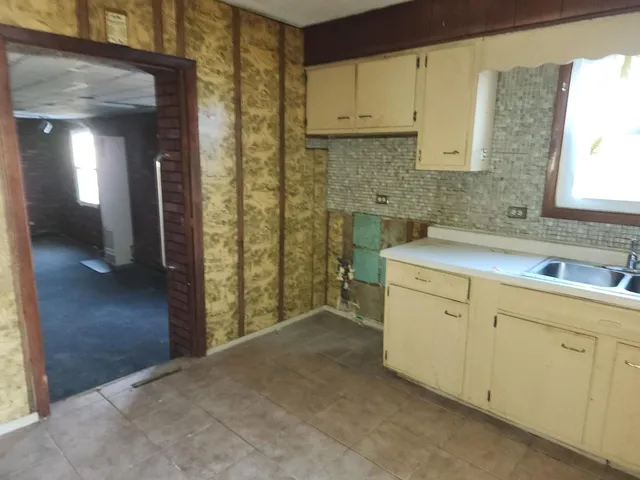 $179,900 | 11538 South Laflin Street, Chicago, IL 60643