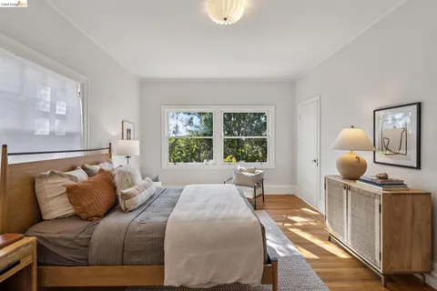 $1,650,000 | 301 El Cerrito Avenue, Piedmont, CA 94611