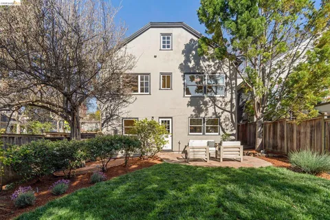 $1,650,000 | 301 El Cerrito Avenue, Piedmont, CA 94611
