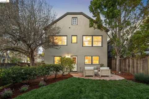 $1,650,000 | 301 El Cerrito Avenue, Piedmont, CA 94611
