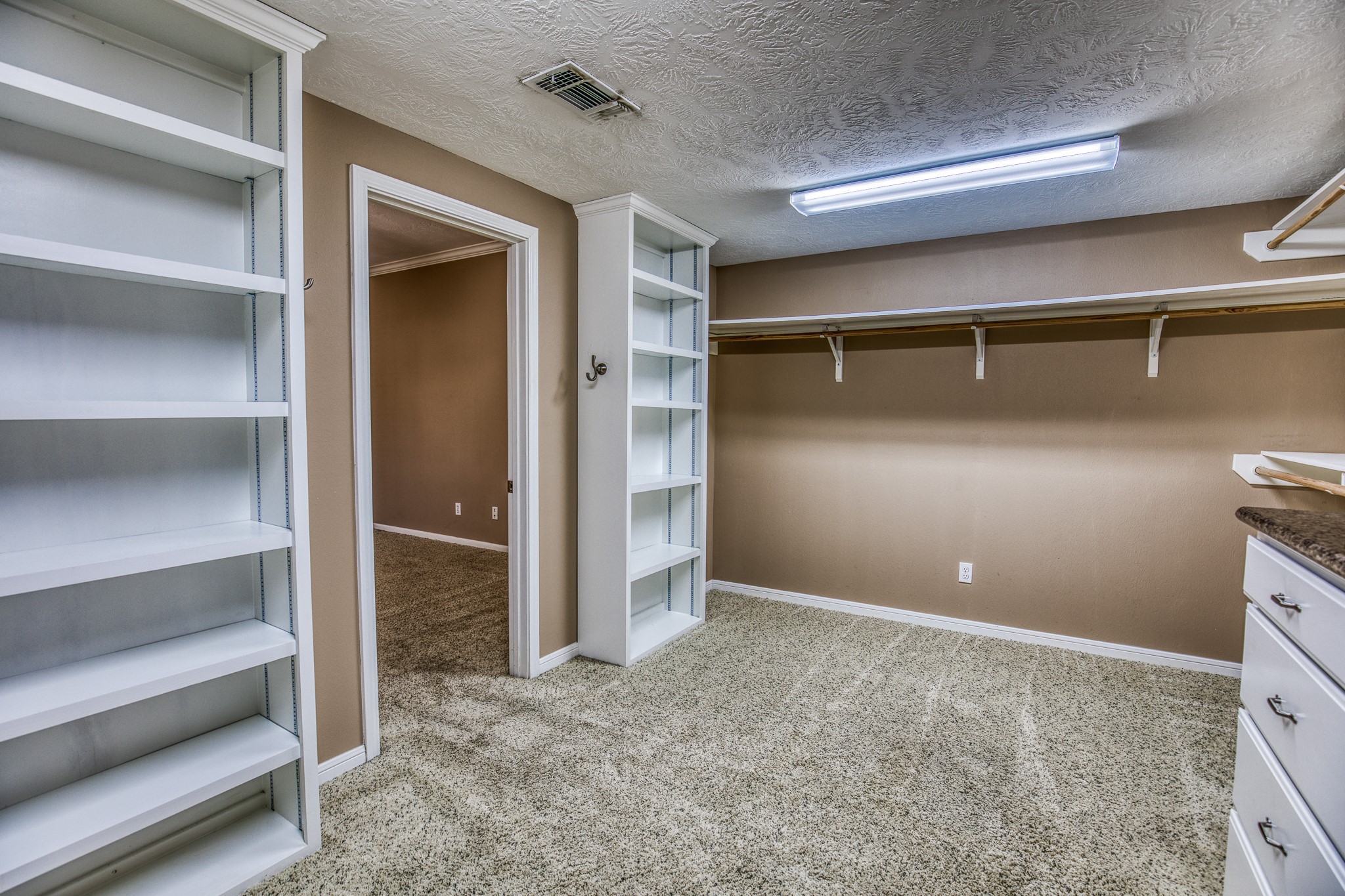 2706 Victory Lane Brenham, TX 77833 - Photo 21 of 39
