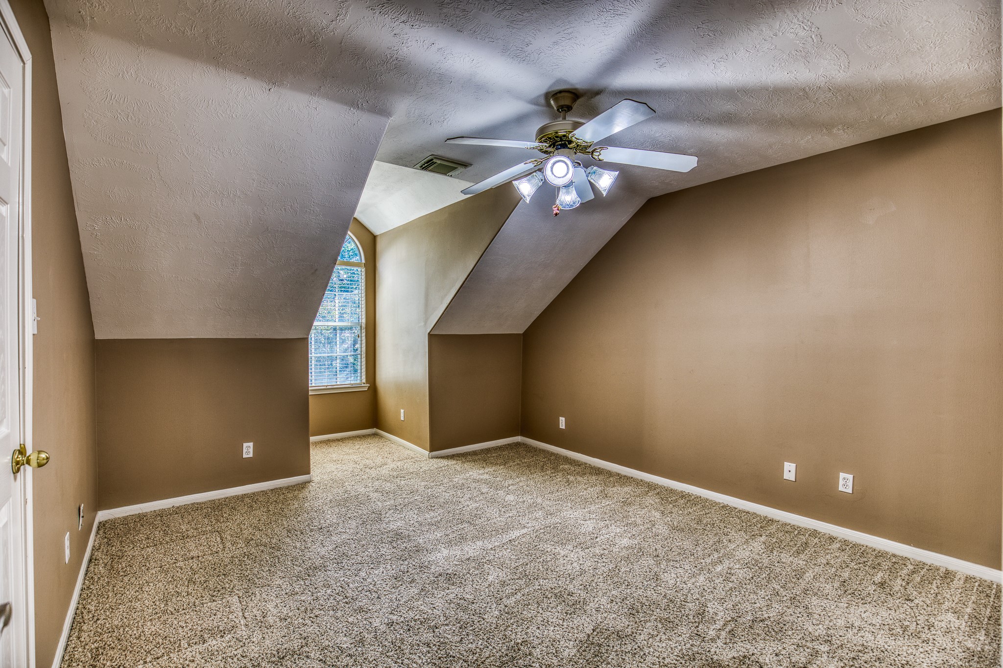 2706 Victory Lane Brenham, TX 77833 - Photo 27 of 39