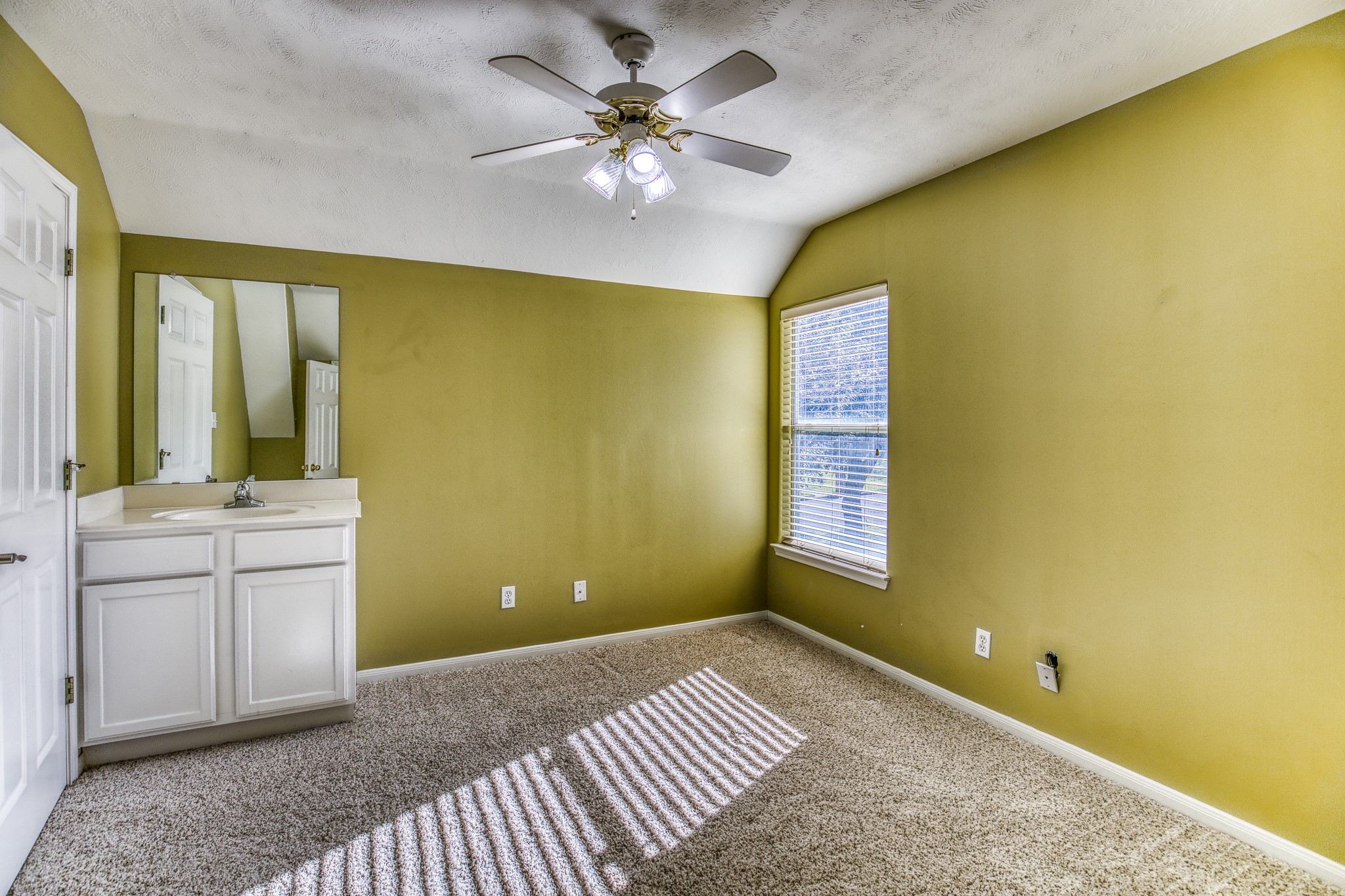 2706 Victory Lane Brenham, TX 77833 - Photo 29 of 39
