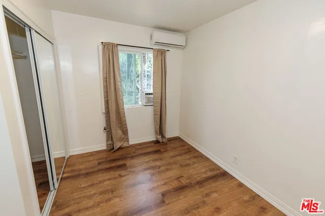 $6,200 | Brooks Avenue, Venice, CA 90291