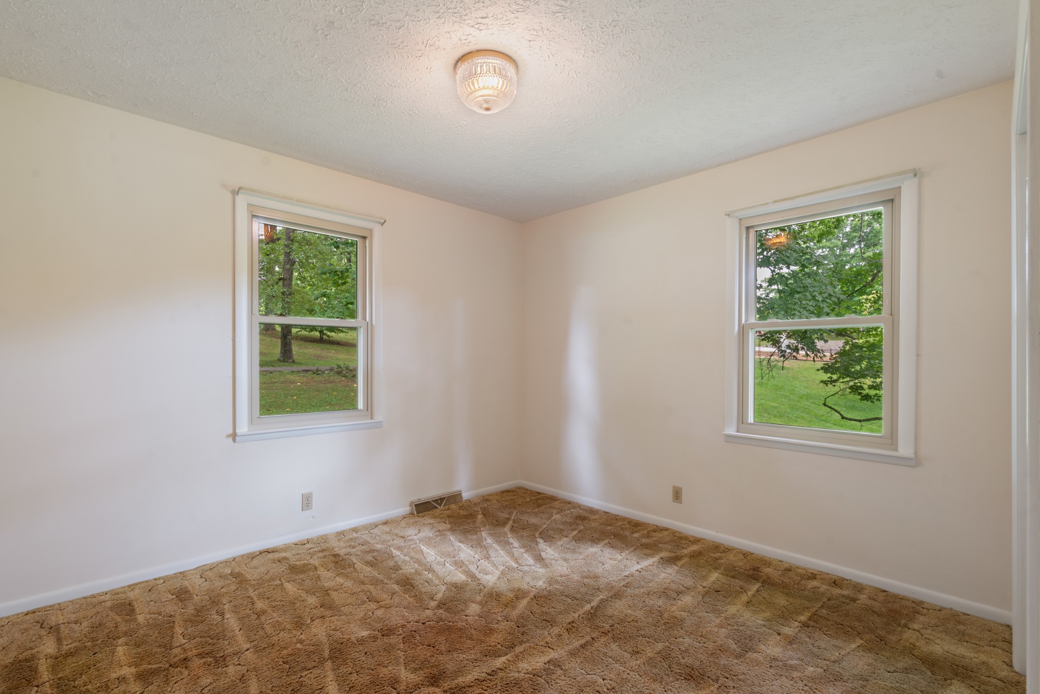 2054 Ridgecrest Circle Dickson, TN 37055 - Photo 20 of 42
