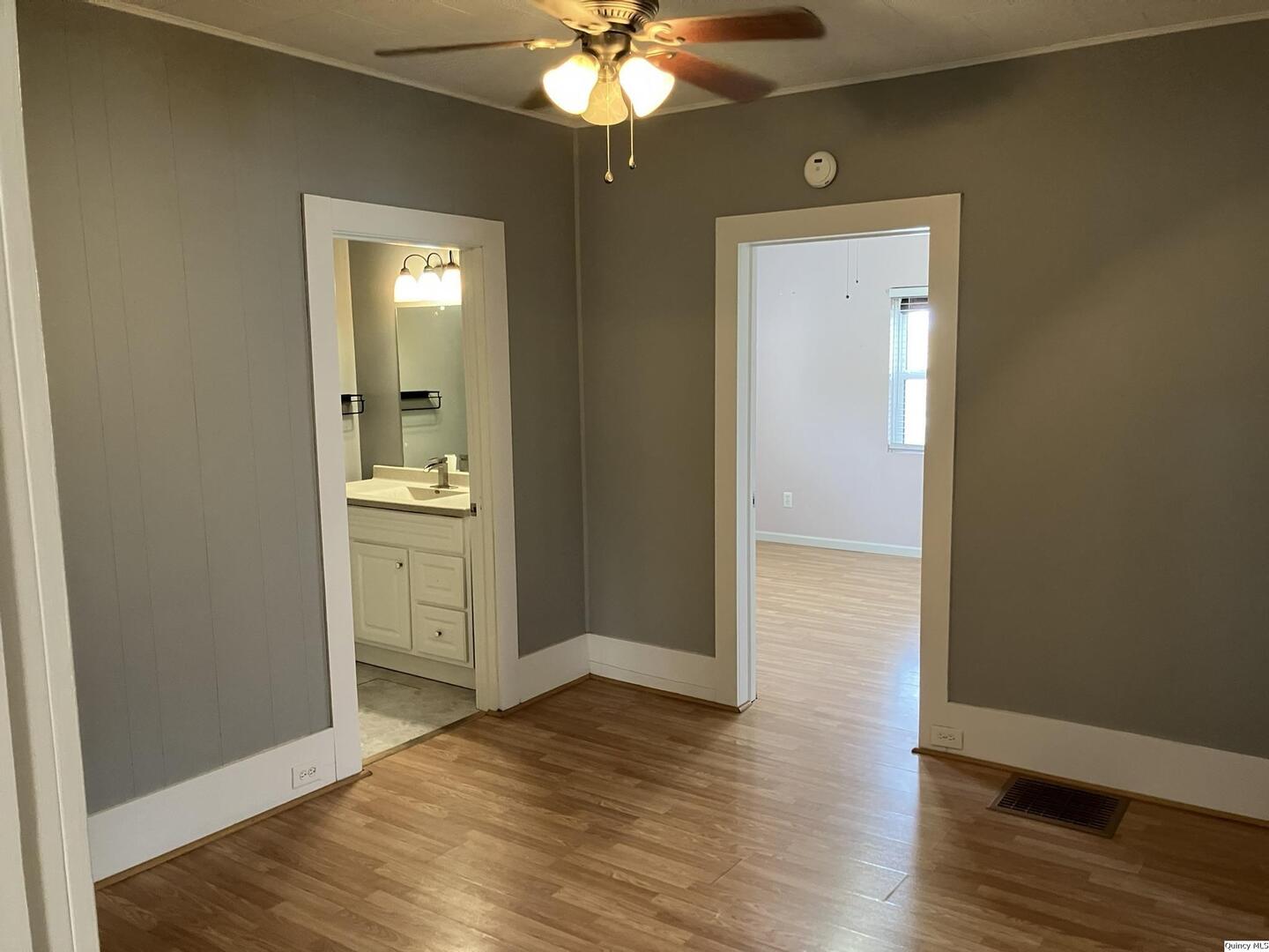 2611 Chestnut Street Quincy, IL 62301 - Photo 11 of 22