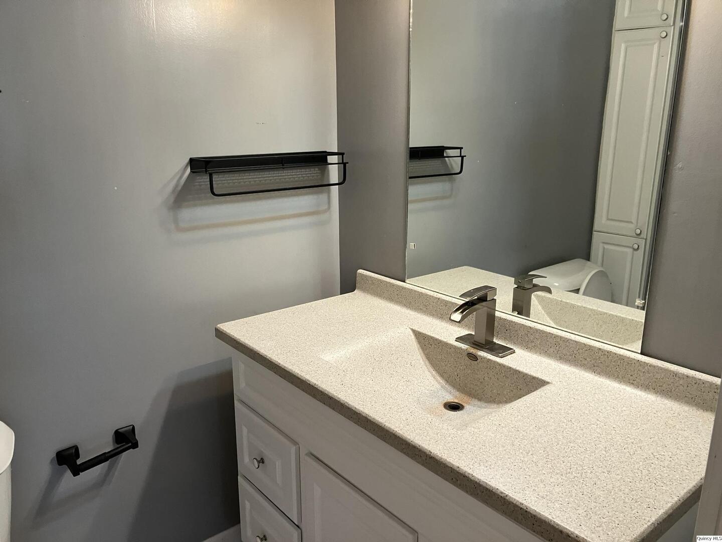 2611 Chestnut Street Quincy, IL 62301 - Photo 12 of 22