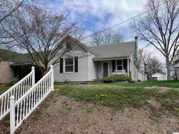 $159,500 | 2611 Chestnut Street, Quincy, IL 62301